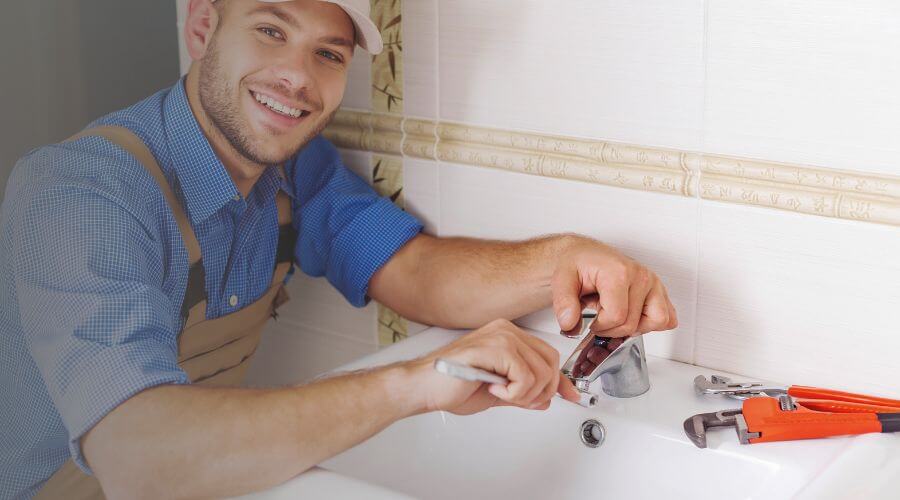 Expert burst pipe repair services in Algonac, MI
